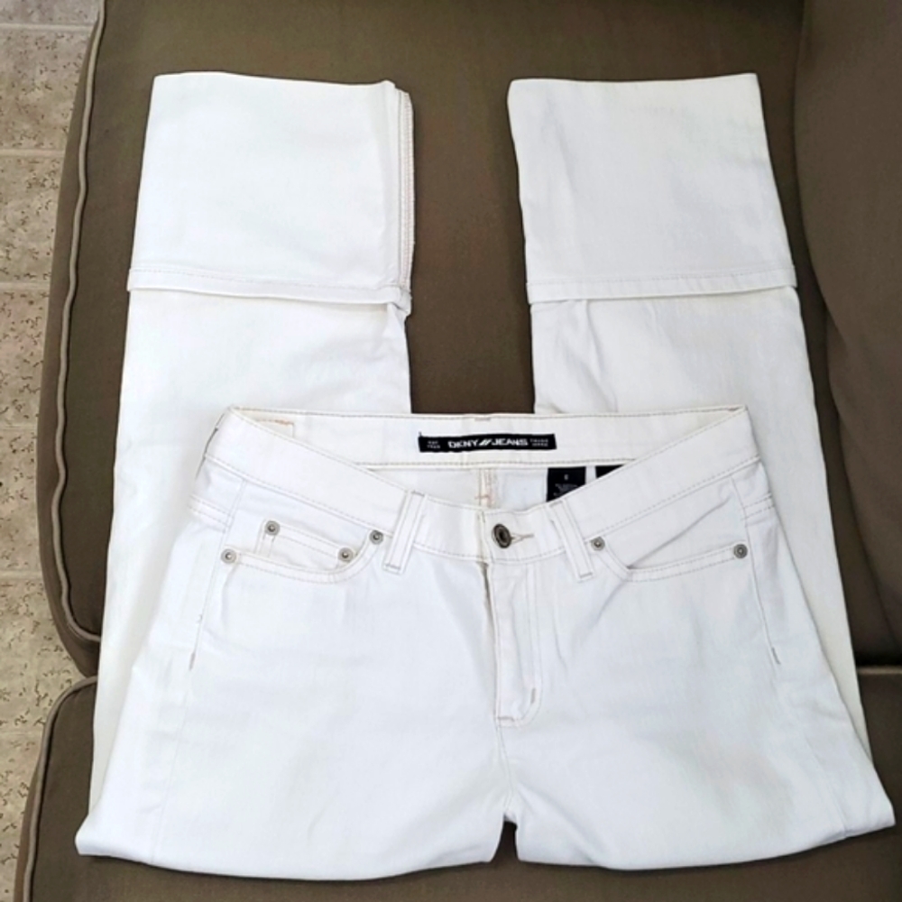 🆑️Cream DKNY Capri jeans NWT